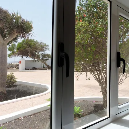 With 8 Bedrooms In With Wonderful Sea View Private Pool Enclosed Garden 4 Km From The Beach 빌라