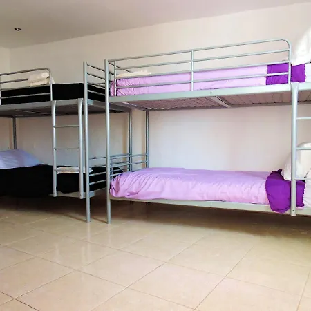 With 8 Bedrooms In With Wonderful Sea View Private Pool Enclosed Garden 4 Km From The Beach 티아즈